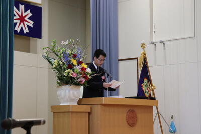 ▲新入生代表挨拶